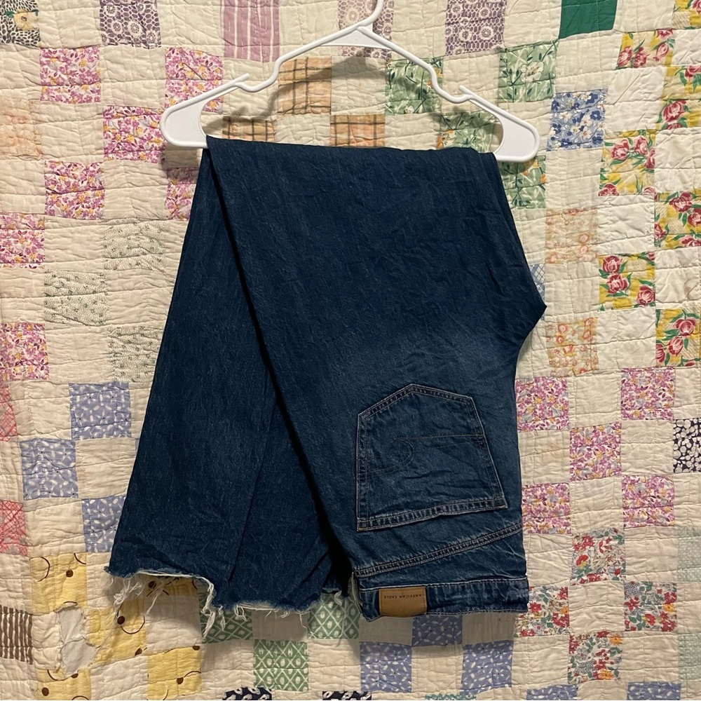American Eagle Super High Rise Baggy Wide Leg - Size 8